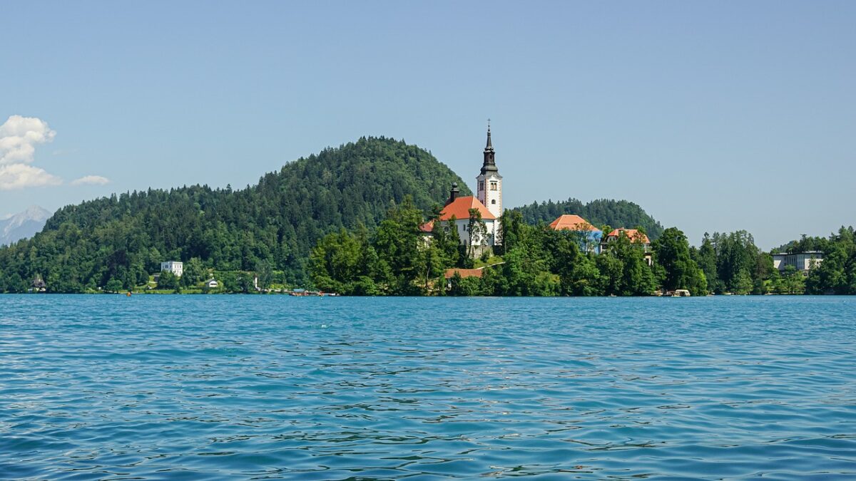 Waarom Bled jouw volgende vakantie bestemming moet zijn bled slovenië
